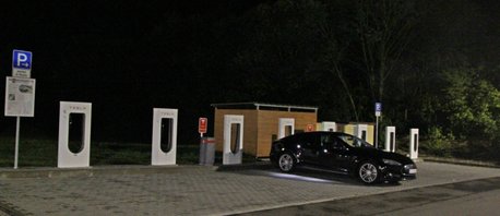 Tesla Supercharger Aichstetten